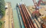 陽江青洲六海上風電場項目首批鋼管樁交付 |  防城港海上風電場二期項目首批鋼管樁通過驗收