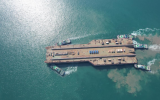 青島引航站成功移泊亞洲第一海工駁船“海洋石油229”至青島武船麥克德莫特碼頭